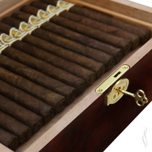 Load image into Gallery viewer, Parejo Cigar Humidor Cuba Revolution Design