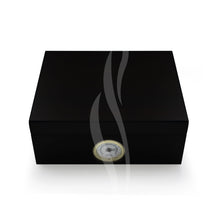 Charger l'image dans la galerie, SKRLN Cedar Wood Black Humidor Set
