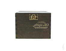 Charger l'image dans la galerie, Balmoral Anejo Xo Rothschild Masivo