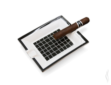 Charger l'image dans la galerie, Gc Black And White Ashtray