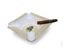 Charger l'image dans la galerie, Trinidad Cigar Ashtray