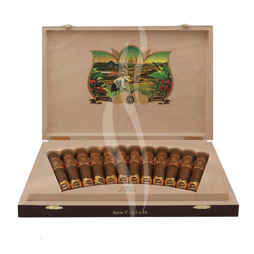 Oliva Serie V 135th Anniversary L.E