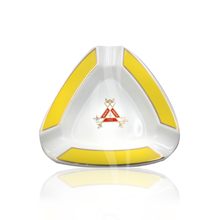 Charger l&#39;image dans la galerie, Montecristo Ceramic White Ashtray
