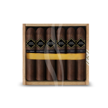 Load image into Gallery viewer, Gold Edition Petit Robusto
