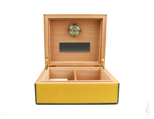 Load image into Gallery viewer, Elie Bleu Humidor &quot;Medals&quot; Gold Yellow Sycamor 50Cig
