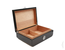 Load image into Gallery viewer, Humidor Dark Wood - 40 Cig
